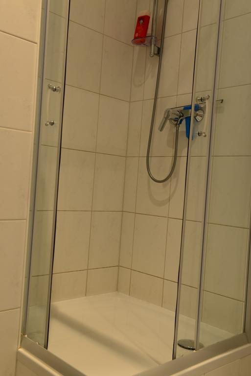 Monteur Und Messewohnung Родґау Екстер'єр фото