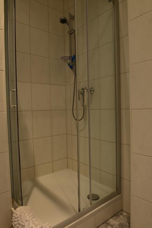 Monteur Und Messewohnung Родґау Екстер'єр фото